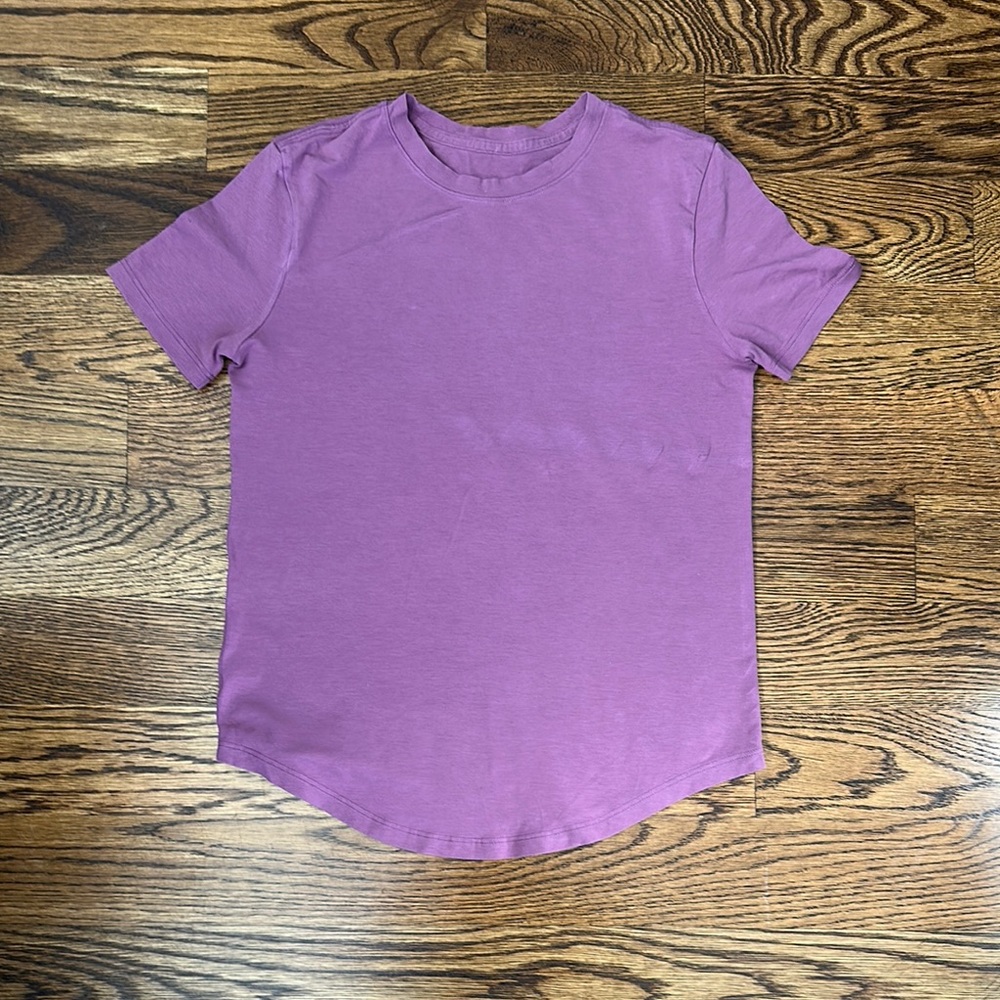Lululemon short sleeve shirt size 2